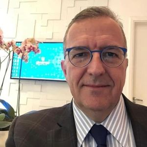 Meet your Posher, Kevin